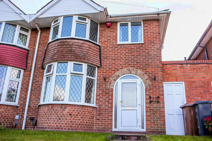 3 Bedroom Semi-Detached House To Rent In Berkeley Road, Solihull, B90