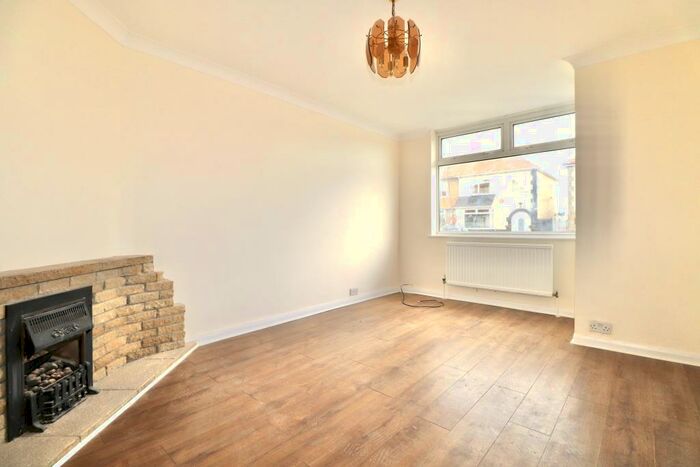 3 Bedroom Semi-Detached House To Rent In Melbourne Road, Clacton-on-Sea, CO15