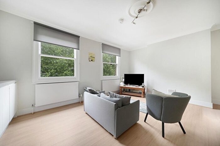 3 Bedroom Flat To Rent In Mansfield Road, Belsize Park, NW3