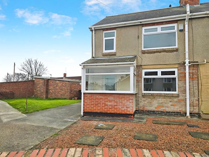 3 Bedroom Semi-Detached House To Rent In Burnside, Bedlington, NE22