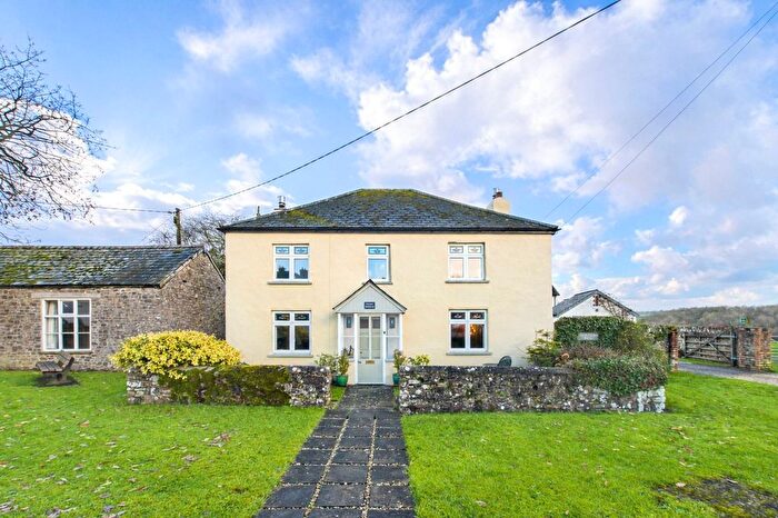 4 Bedroom Detached House For Sale In Shebbear, Beaworthy, EX21