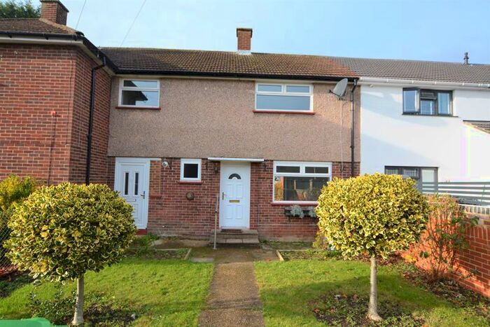 3 Bedroom Terraced House To Rent In Edmunds Way, Wexham, Slough SL2