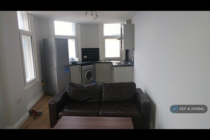 1 Bedroom Flat To Rent In Grattan Road, Bradford, BD1