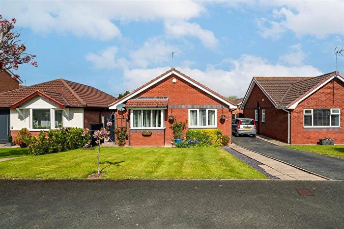 2 Bedroom Detached Bungalow For Sale In Lon Cwybr, Rhuddlan, LL18