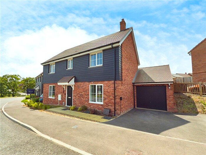 4 Bedroom Detached House For Sale In Harrison Way, Rownhams, Southampton, Hampshire, SO16