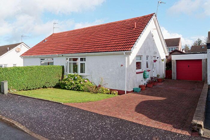 2 Bedroom Semi-Detached Bungalow For Sale In Glen Tarbert Drive, Neilston, G78