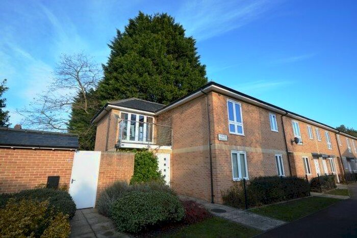 2 Bedroom Property To Rent In Trefoil Terrace, Cambridge, CB1