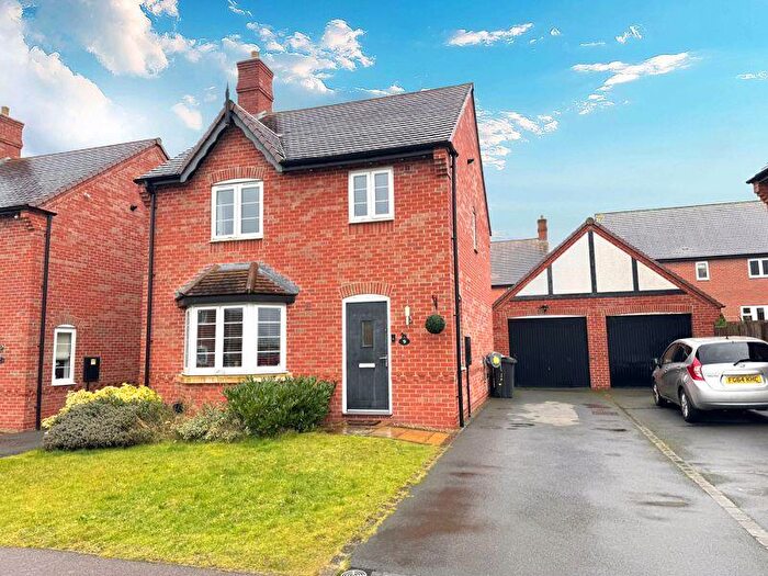 3 Bedroom Detached House For Sale In Thomas Harley Close, Hugglescote, LE67