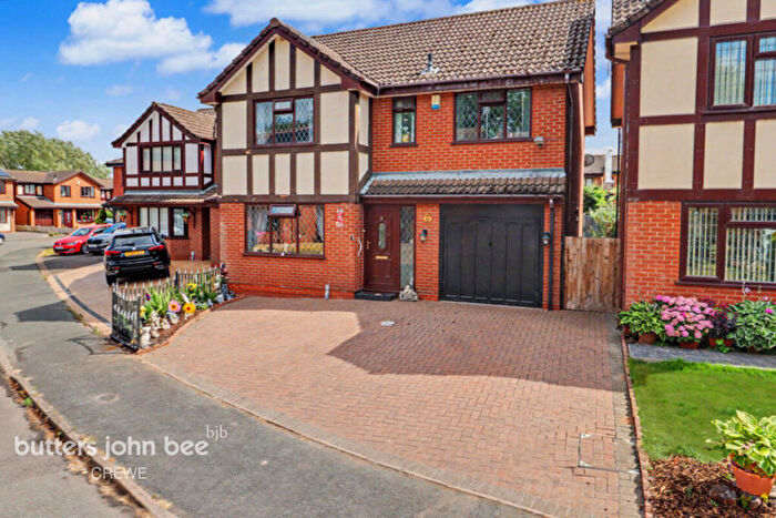 4 Bedroom Detached House For Sale In Elmstead Crescent, Crewe, CW1