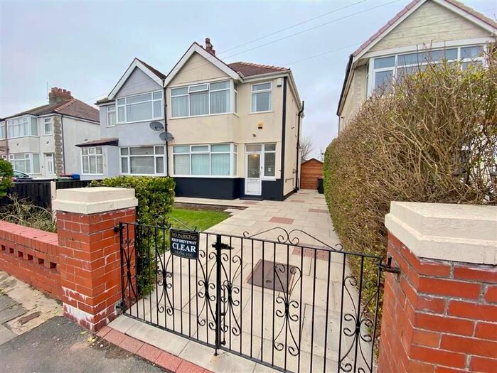 3 Bedroom Property To Rent In Cumberland Avenue, Thornton-Cleveleys FY5