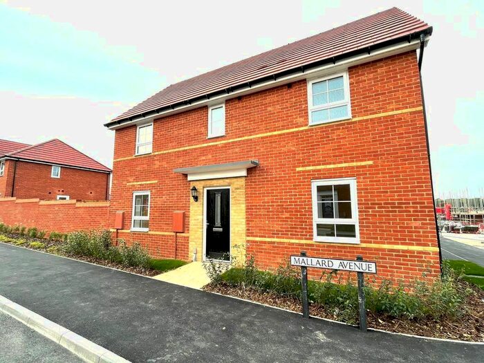 3 Bedroom Detached House To Rent In Mallard Avenue, Dunmow, CM6
