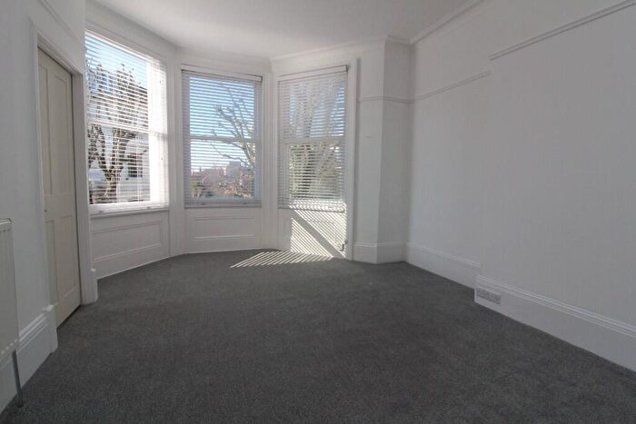 1 Bedroom Flat For Sale In St. Aubyns, Hove, BN3