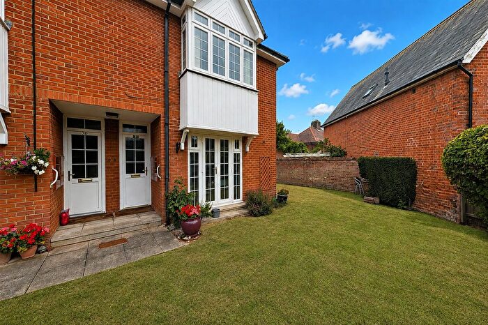 1 Bedroom Flat For Sale In Heath Road, Newmarket, CB8