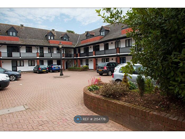 2 Bedroom Flat To Rent In Pryors Court, Baldock, SG7