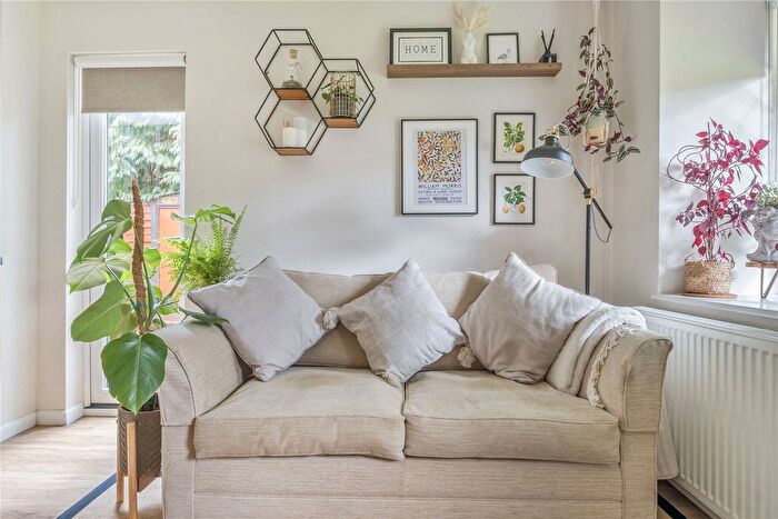 1 Bedroom End Of Terrace House For Sale In Petersfield, Hampshire, GU32