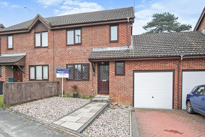3 Bedroom House To Rent In Portesham Way, Canford Heath, BH17