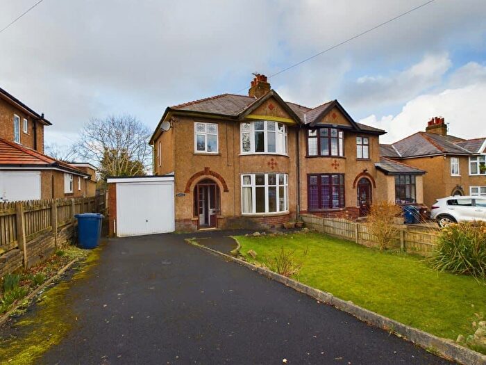 3 Bedroom Semi-Detached House To Rent In Branch Road, Mellor Brook, BB2