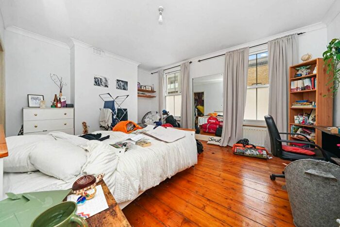 4 Bedroom Property To Rent In Sidney Road, Stockwell, London, SW9