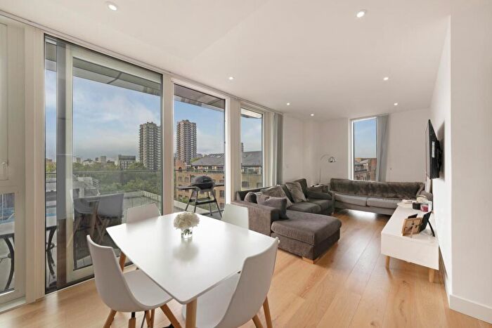 2 Bedroom Apartment To Rent In Counter House, London Dock, Wapping, E1W