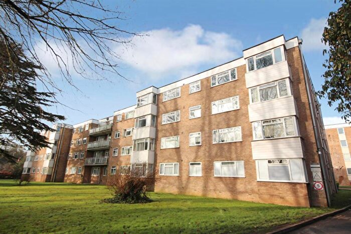 2 Bedroom Flat To Rent In London Road, Patcham, Brighton, BN1