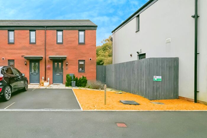 2 Bedroom End Terrace House For Sale In Ffordd Y Dociau, Barry, CF62