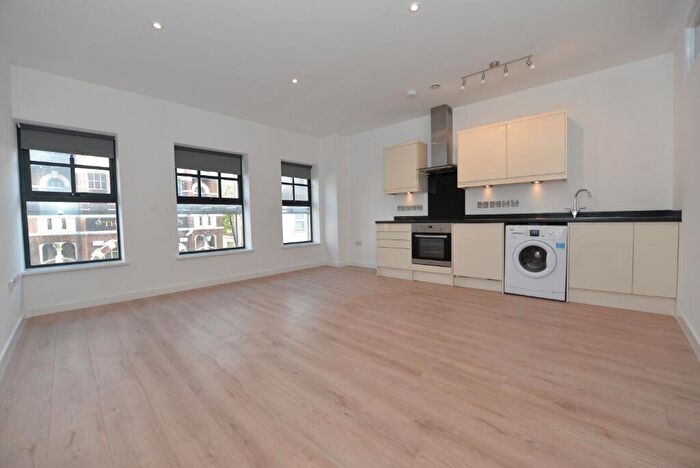 1 Bedroom Flat To Rent In St Mary's Place, Southampton, SO14