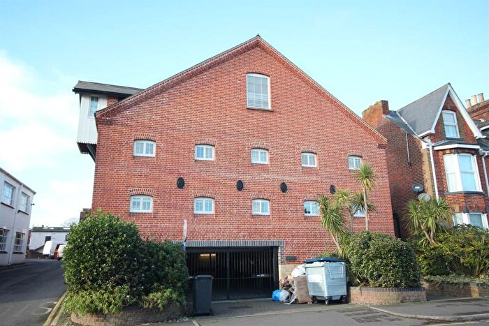 2 Bedroom Apartment For Sale In The Maltings, Roper Road, Canterbury, CT2