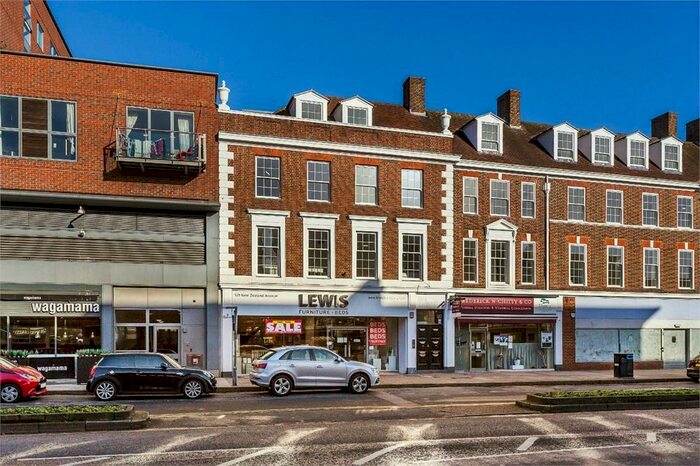 1 Bedroom Apartment To Rent In Brassey House, New Zealand Avenue, Walton-On-Thames, Surrey, KT12