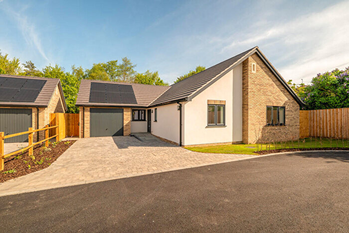 3 Bedroom Detached Bungalow For Sale In Shooters Close, Caistor, LN7