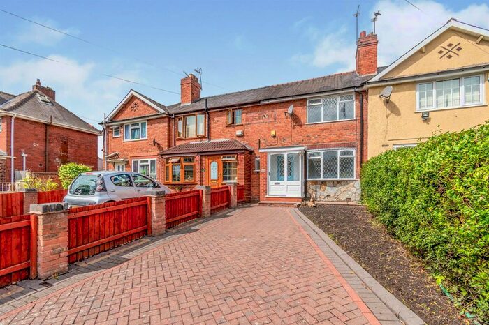 3 Bedroom Terraced House To Rent In Willenhall Street, Darlaston, Wednesbury WS10