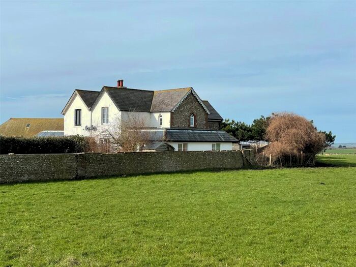 3 Bedroom Semi-Detached House For Sale In Alfriston Road, Seaford, East Sussex, BN25