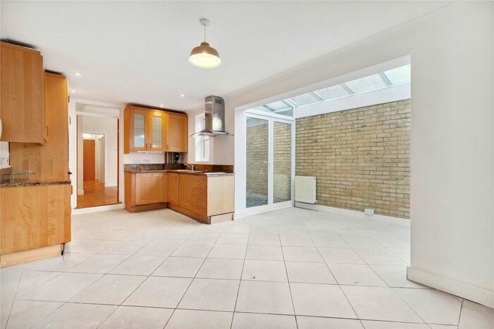 2 Bedroom Detached House To Rent In St. Ann's Crescent, London, SW18