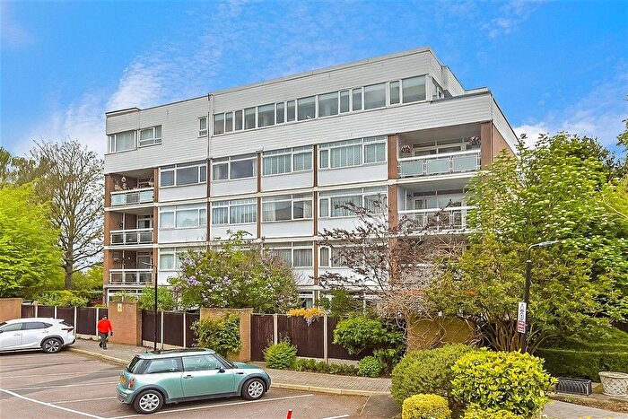 2 Bedroom Flat For Sale In The Bowls, Chigwell, Essex, IG7