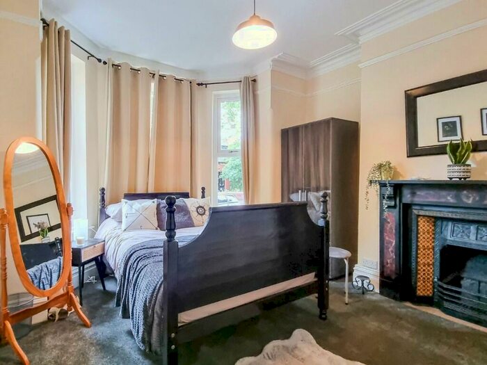 5 Bedroom Semi-Detached House To Rent In Mauldeth Road West, Manchester, Greater Manchester, M20