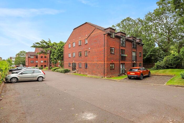 2 Bedroom Flat For Sale In Jasmine Grove, Anerley, London, SE20