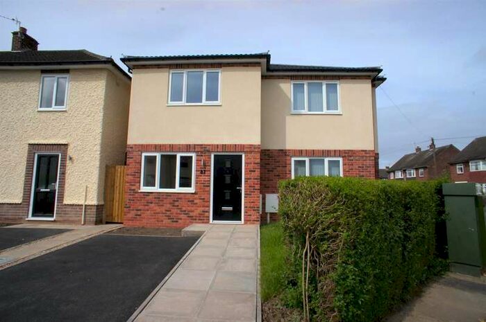 2 Bedroom Semi-Detached House To Rent In Myrtle Avenue, Long Eaton, Nottingham, NG10