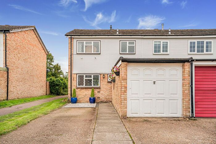 3 Bedroom Terraced House For Sale In Stephens Way, Redbourn, AL3