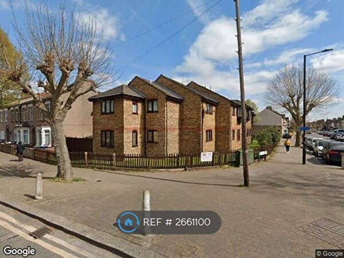 1 Bedroom Flat To Rent In Gosmore Court, London, N9