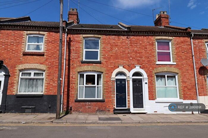 2 Bedroom Terraced House To Rent In Alcombe Road, Northampton, NN1