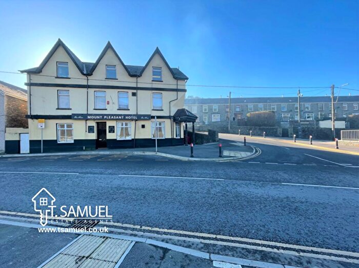 Detached House For Sale In Mount Pleasant Pub Penrhiwceiber Road, Mountain Ash, CF45