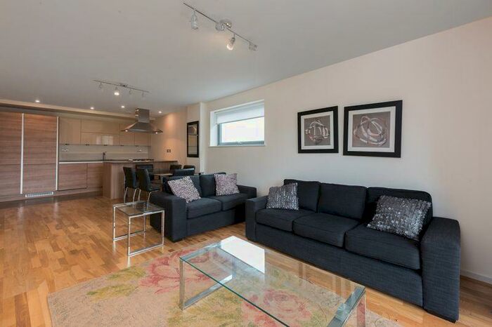 2 Bedroom Flat To Rent In Chi Building, Crowder Street, London, E1