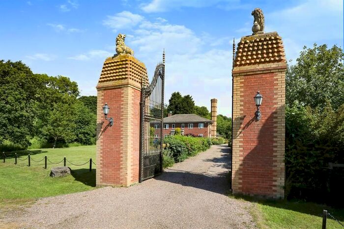 5 Bedroom Detached House For Sale In Saundby, Retford, DN22