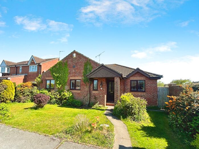 3 Bedroom Detached Bungalow For Sale In Kingfisher Close, Leven, Beverley, HU17