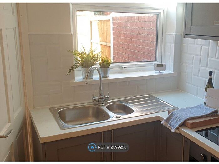 3 Bedroom Terraced House To Rent In Albert Street, Hucknall, Nottingham, NG15