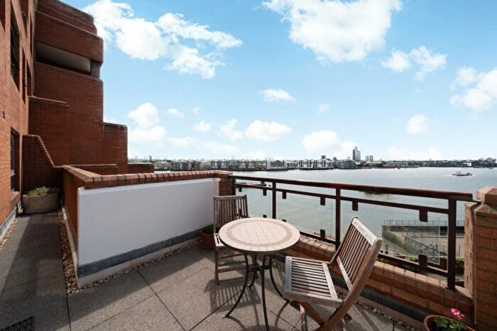 1 Bedroom Flat To Rent In Free Trade Wharf, London, E1W