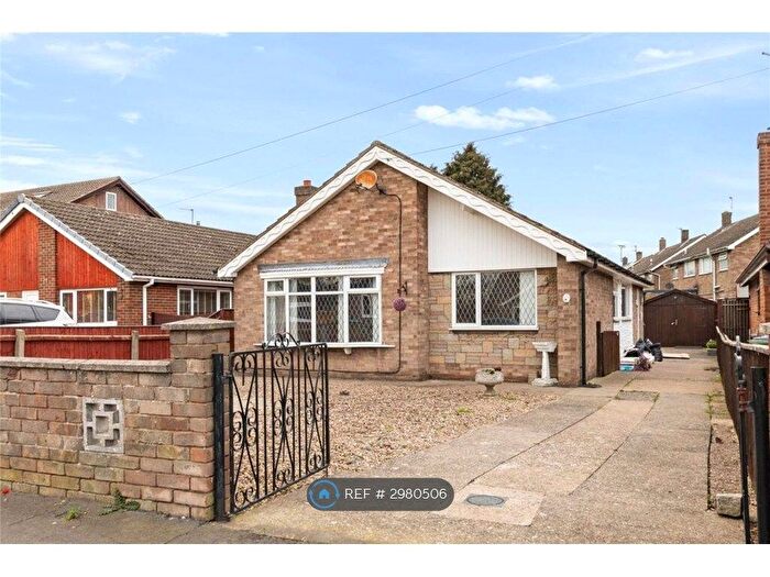 3 Bedroom Bungalow To Rent In Cedar Drive, Immingham, DN40
