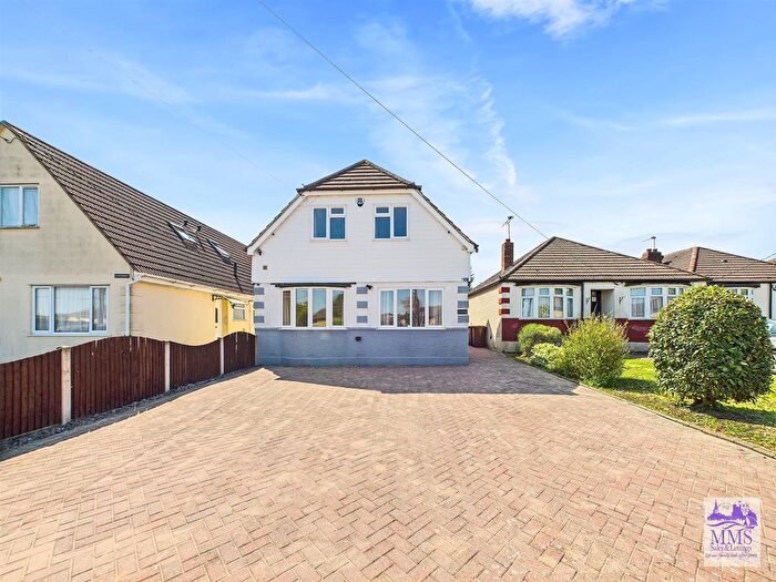 5 Bedroom Detached House For Sale In Main Road, Chattenden, ME3