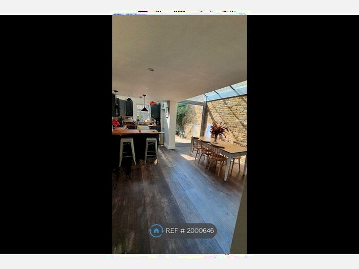 3 Bedroom Terraced House To Rent In Quilter Street, London, E2