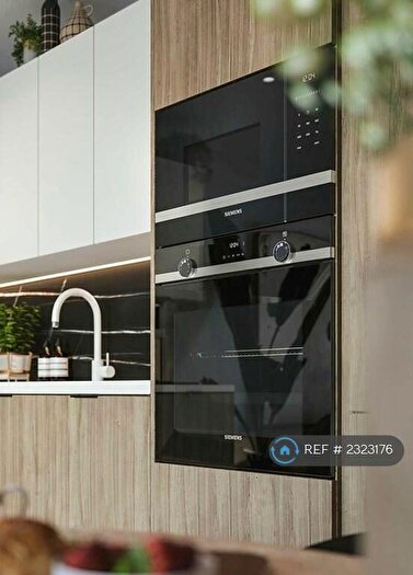 1 Bedroom Flat To Rent In Bouchon Point, London, E1