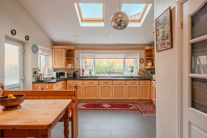 3 Bedroom Detached House For Sale In Coed Y Gric Road, Griffithstown, Pontypool, NP4